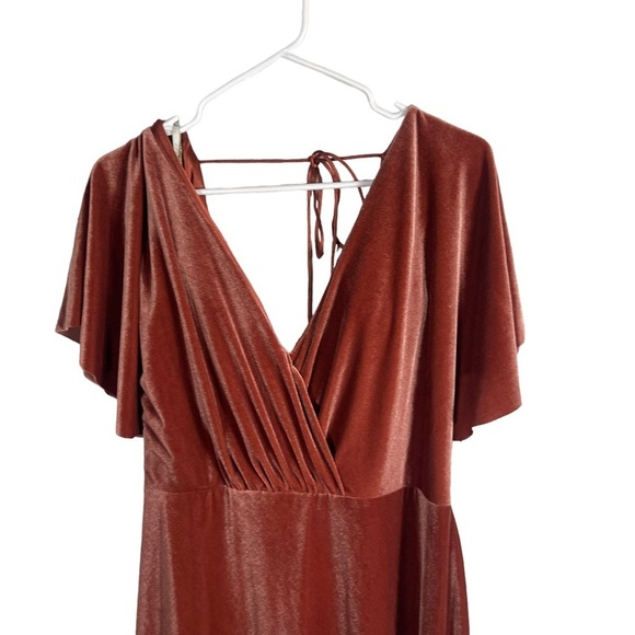 Jenny Yoo Ellis Flutter-Sleeve Open-Back Stretch Velvet Gown size 18 - Picture 7 of 13